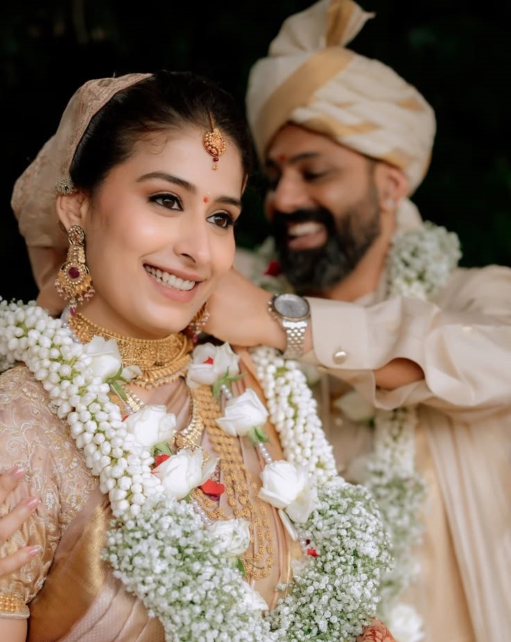 How to Book Wedding Services